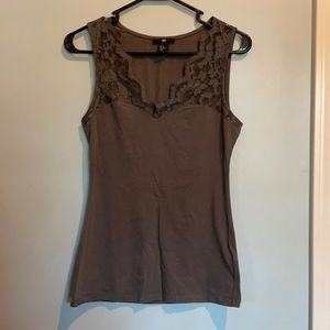 H&M laced tank